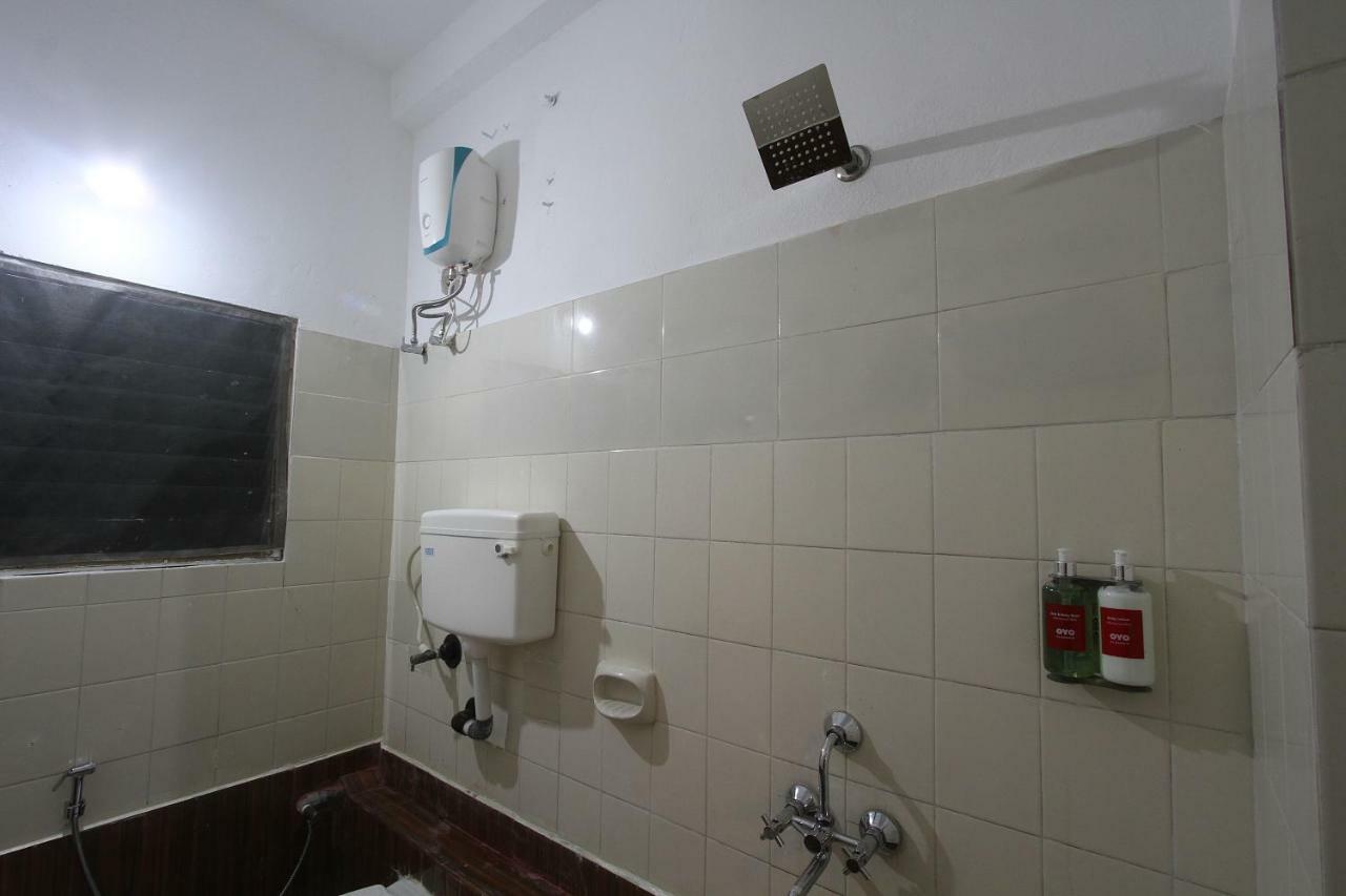 Oyo Flagship 40509 Hotel Mps Residential Tower Tiruppur Exterior photo